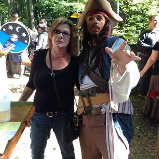 Profile Picture of Lori Hony (@lori.hony) on Facebook