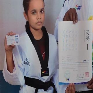 Tishya Gandhi - Facebook Profile Picture of Tishya Gandhi (@tishya.gandhi.37) on Facebook