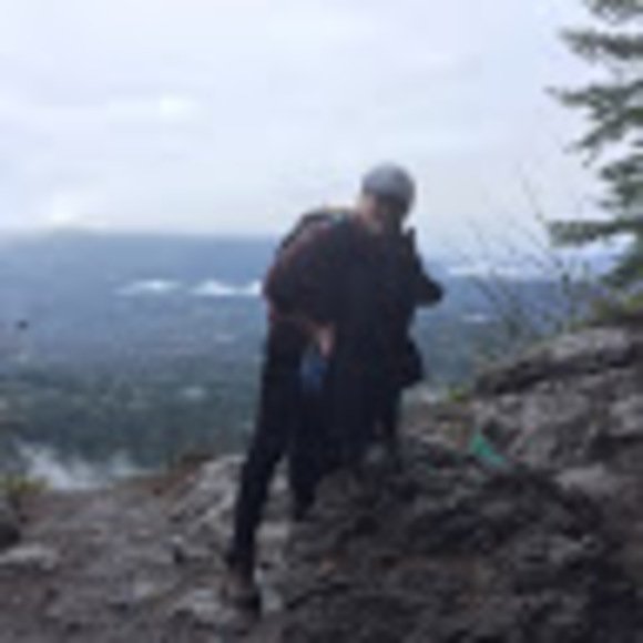 Profile Picture of Julia Jokela (@jrose044) on Poshmark