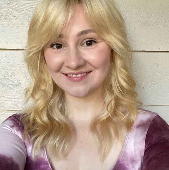 Profile Picture of Kendal Borison (@kendalborison) on Poshmark