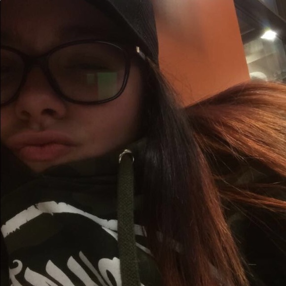 Profile Picture of Audrey Chouinard (@audreych15) on Poshmark