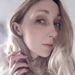 Profile Picture of Lisa Miles (@lisavalo) on Instagram