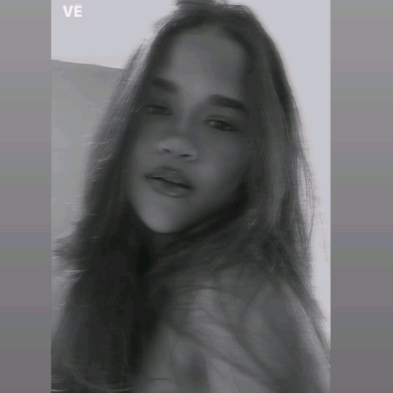 Profile Picture of Hillary Farias (@fariashillary) on Tiktok