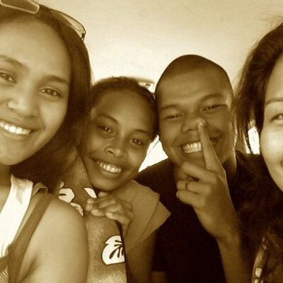 Profile Picture of Rachel Ronald (@@RonaLd_RacheL) on Twitter