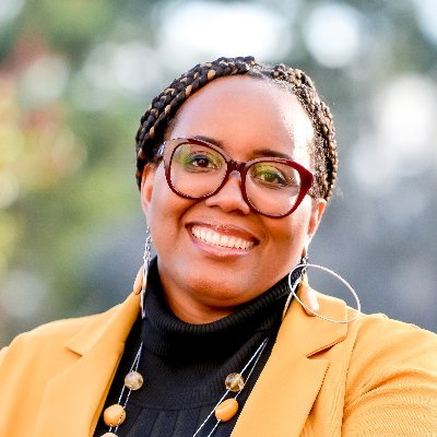 Profile Picture of Dr. Yvette E. Pearson (@dryepearson) on Twitter