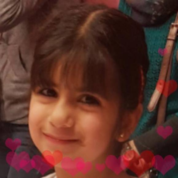 Profile Picture of Devrim Ozcan (@debbie1109) on Poshmark