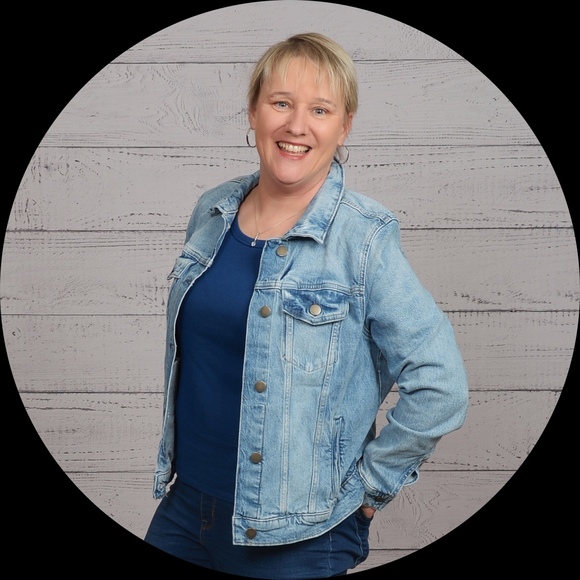 Profile Picture of Christine Sneeringer (@jackrussellmix) on Poshmark