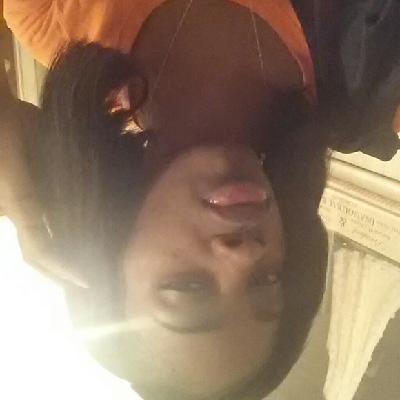 Profile Picture of Lucretia Berrien (@cretia16) on Poshmark