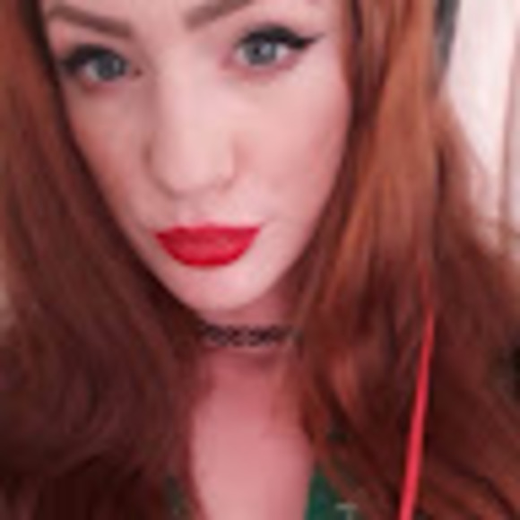 Profile Picture of Jordan Richards (@jordyfaye96) on Poshmark
