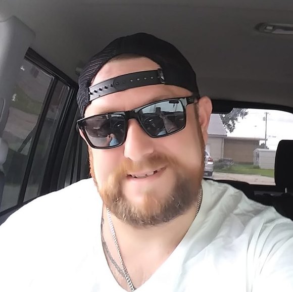 Profile Picture of Keith Brewer (@brewerkeith111) on Poshmark