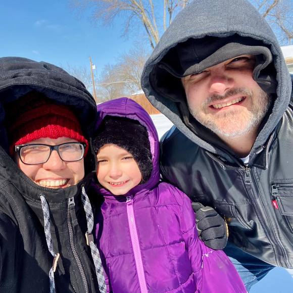 Profile Picture of Jennifer Oesch (@jenniferoesch) on Poshmark