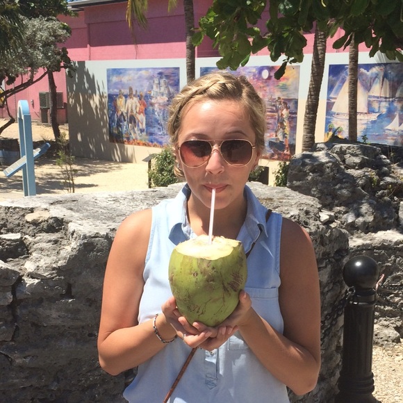 Profile Picture of Katelyn Waters (@k_waters) on Poshmark