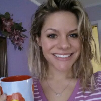 Profile Picture of Jennifer Sayre (@jn_sayre) on Twitter