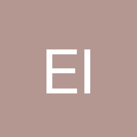 Profile Picture of Emily Iwamoto (@emilyeiwamoto) on Poshmark