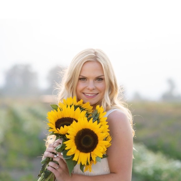 Profile Picture of Bree Sterley (@bsterley) on Poshmark