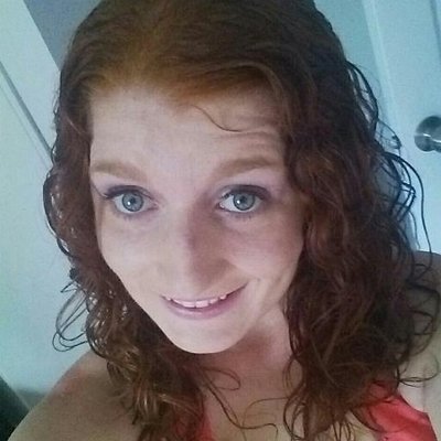Profile Picture of Jennifer Bracken (@JenniferBracke8) on Twitter