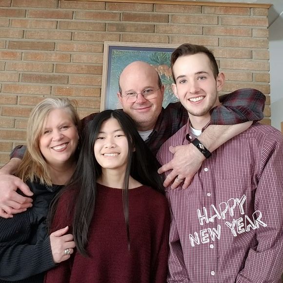 Profile Picture of Tracie Hjelmberg kurzhal (@trace8351) on Poshmark