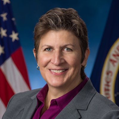 Profile Picture of Julie Kramer White (@NASAgirl67) on Twitter