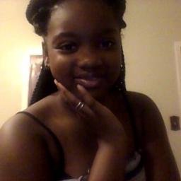 Profile Picture of Olivia Wilkins (@parischick8901) on Twitter