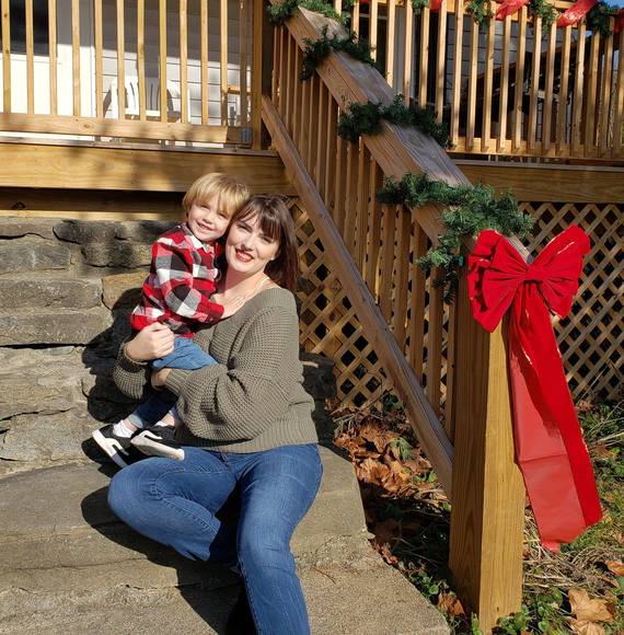 Profile Picture of Casey Newcomb (@casey_newcomb) on Poshmark