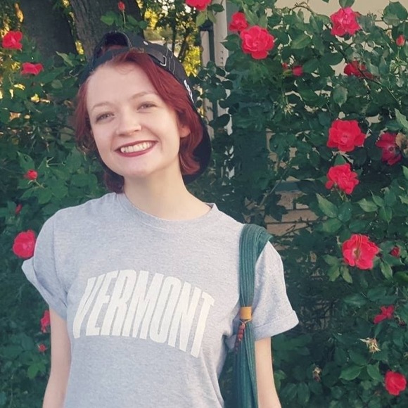 Profile Picture of Katy Dubbels (@kdubbels) on Poshmark