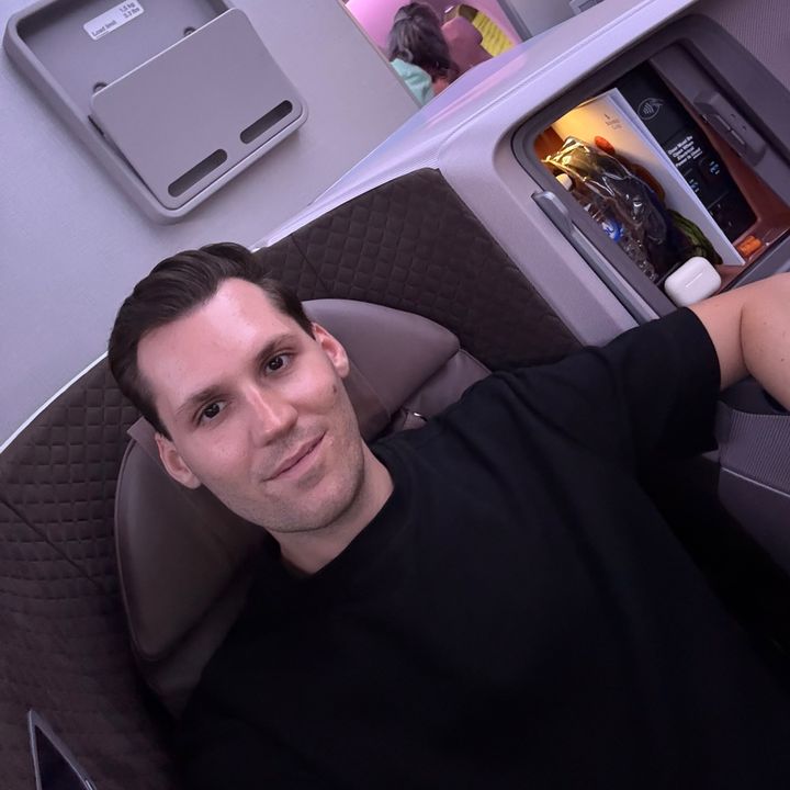 Profile Picture of JEREMY HANSEN ✈️ (@jeremyhansen) on Tiktok