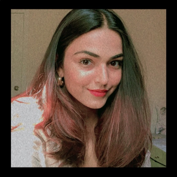 Profile Picture of Simran Chahal (@simranchahal650) on Poshmark