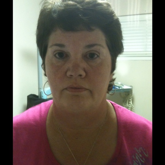 Profile Picture of Joann Steele (@jodygirl581) on Poshmark