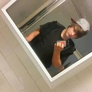 Profile Picture of Tyler Mcmillen (@tylermcmillen19) on Twitter
