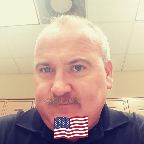 Profile Picture of Michael Lance (@lancemichael775) on Poshmark