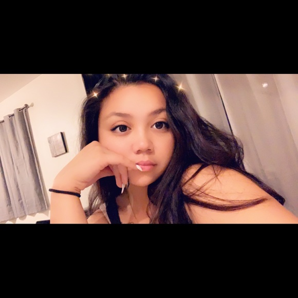 Profile Picture of Tracy Kealoha (@tkealoha) on Poshmark