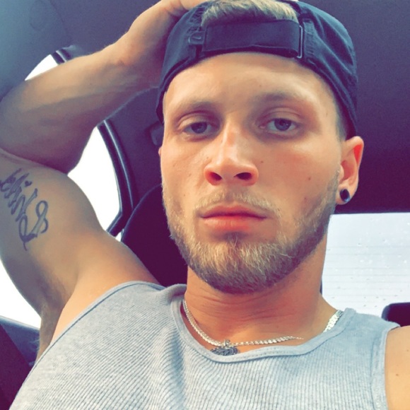 Profile Picture of Zachary Engram (@lgmghostb1177) on Poshmark