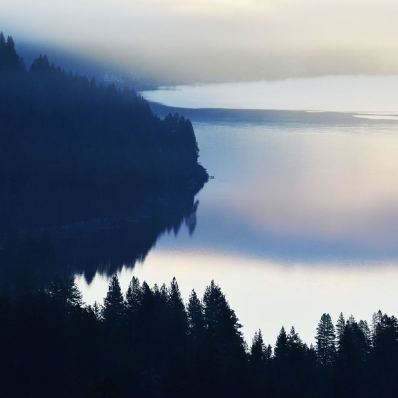 Profile Picture of Christina Winningham (@christinawinnin) on Poshmark