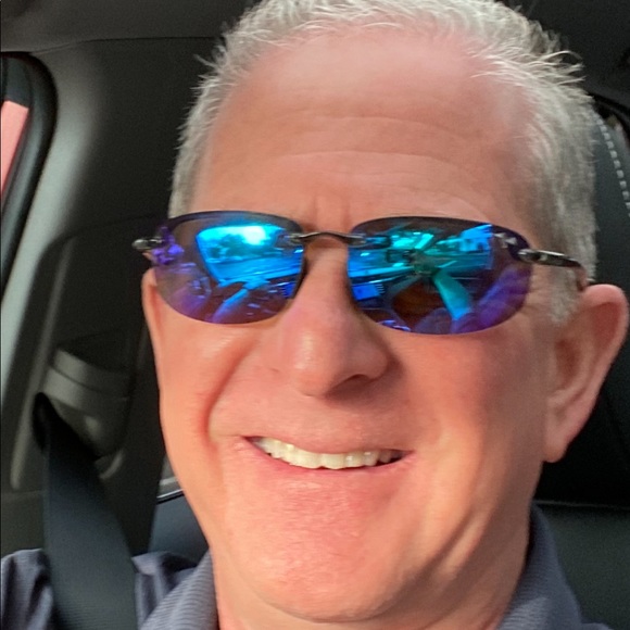 Profile Picture of Marc Friedman (@mfriedman58) on Poshmark