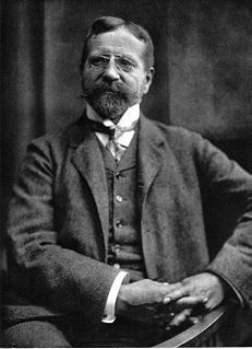 Profile Picture of Hugo Vogelon Wikipedia