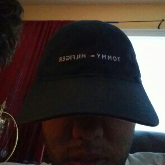 Profile Picture of Noel Arce (@zordon_22) on Poshmark