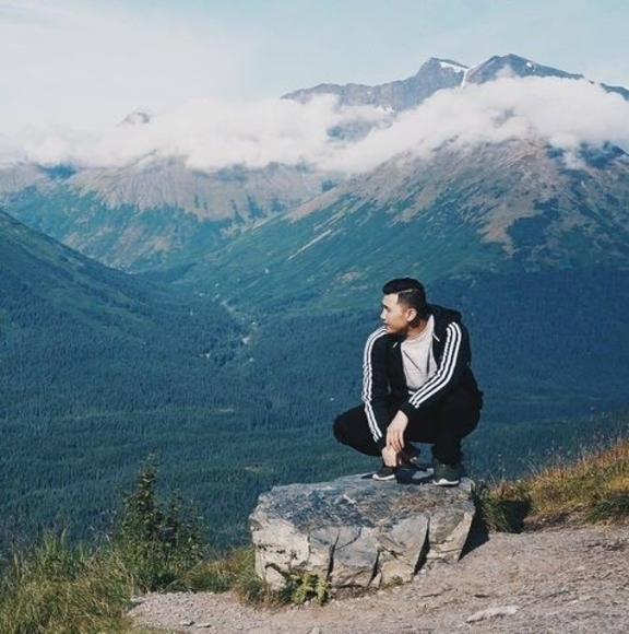 Profile Picture of Peter Vong (@p_vong) on Poshmark