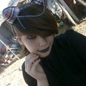 Profile Picture of Stephanie Schell (@tefi.lp) on Myspace