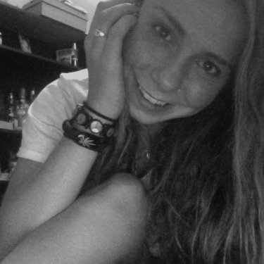 Profile Picture of Desiree Arnold (@@cloud_gypsy) on Twitter