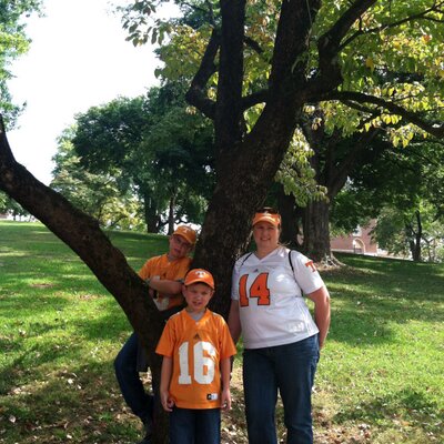 Profile Picture of DEREK OGLESBY (@corbinturf_DAO) on Twitter