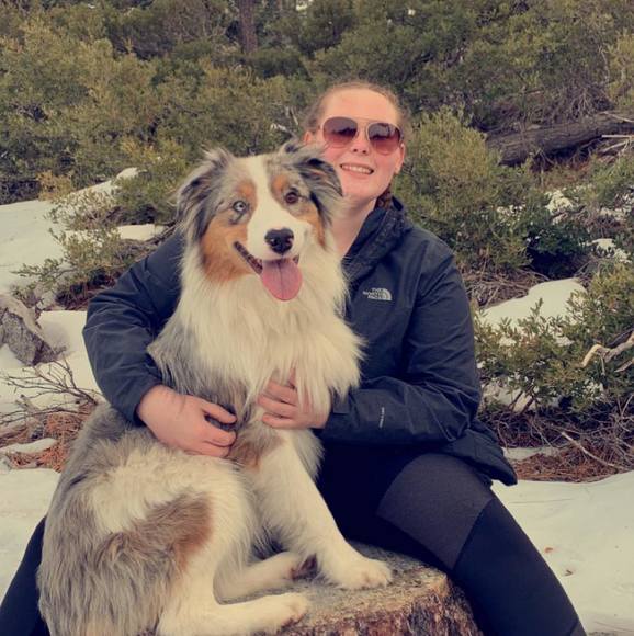 Profile Picture of Hannah Quackenbush (@hannahbell1999) on Poshmark