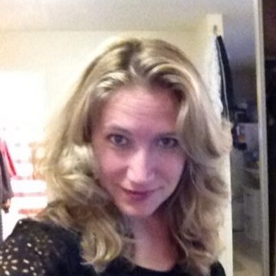 Profile Picture of Lori Ann Bump (@@lorikulis) on Twitter