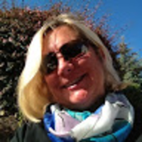 Profile Picture of Sherry lynn Riddle (@sriddle01) on Poshmark