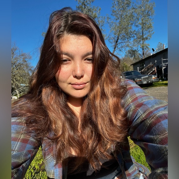 Profile Picture of Suzanne Mcnellis (@smcnellis23) on Poshmark