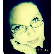 Profile Picture of Casey Oliver (@MamaPhoenixHerself) on Youtube