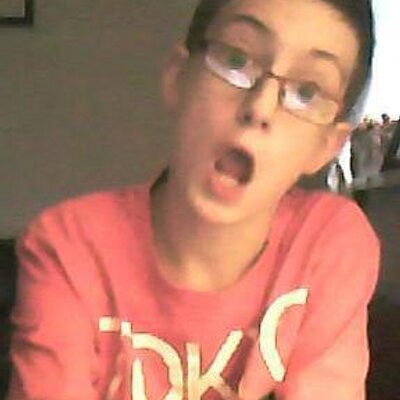 Adam Thomas Bucky ★ - Twitter Profile Picture of Adam Thomas Bucky ★ (@EveMyHero) on Twitter