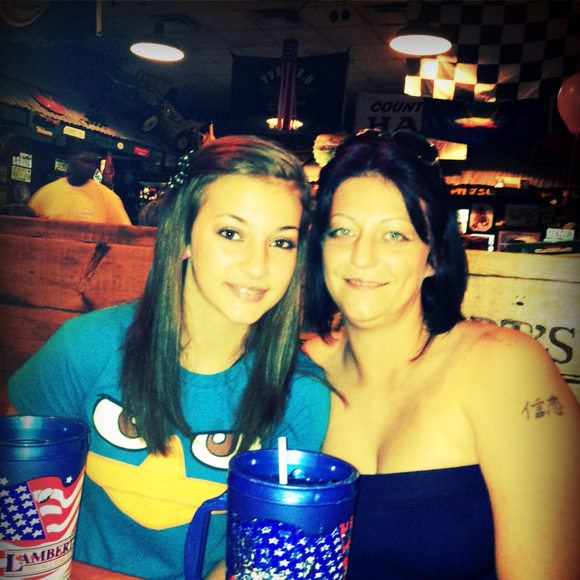 Samantha Baudry - Poshmark Profile Picture of Samantha Baudry (@_sam) on Poshmark