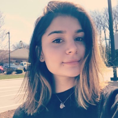 Profile Picture of Melanie Cordova (@_melcordv) on Twitter