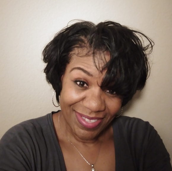 Profile Picture of Gail Tolbert (@gailtolbert) on Poshmark