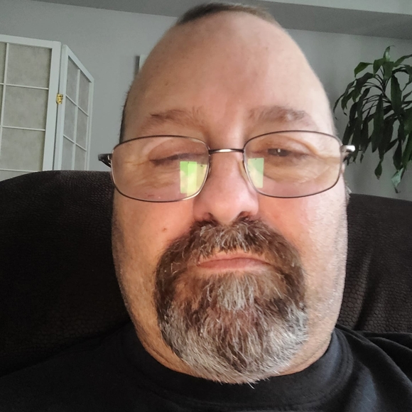 Profile Picture of Tony Paul (@tonypaul66) on Poshmark